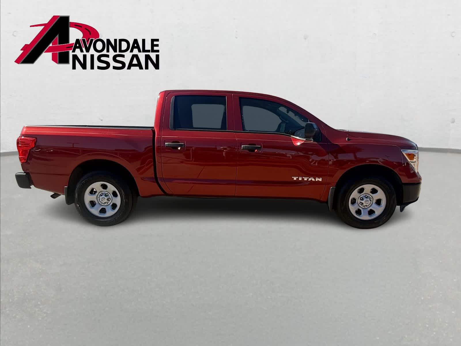 Thumbnail: 2017 Nissan Titan - 7