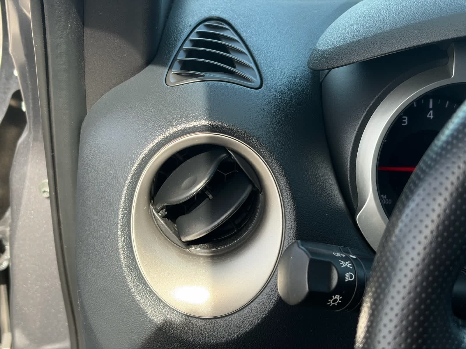 Thumbnail: 2014 Nissan Juke - 17