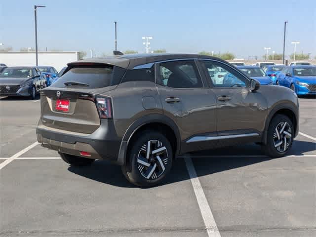 Thumbnail: 2025 Nissan Kicks - 6