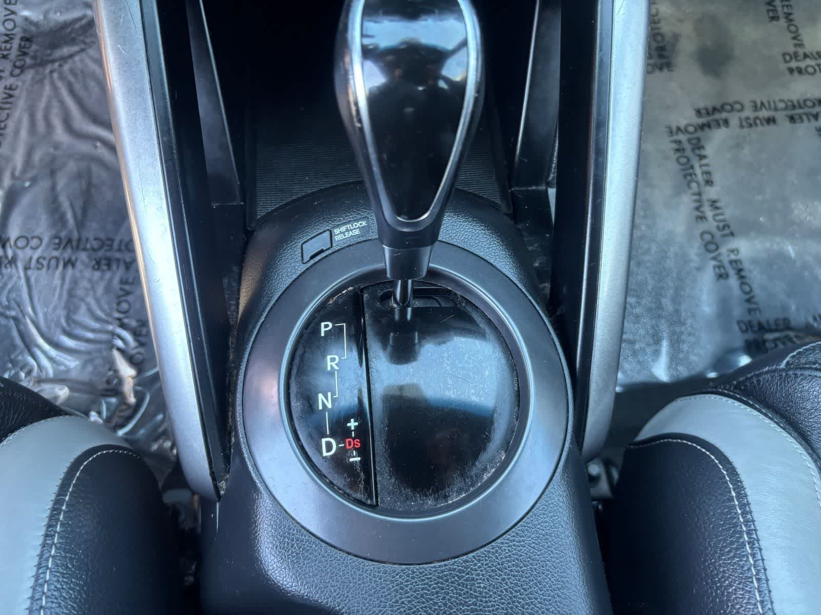 Thumbnail: 2017 Hyundai Veloster - 19