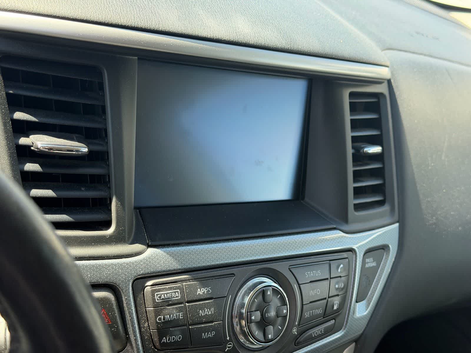 Thumbnail: 2020 Nissan Pathfinder - 12