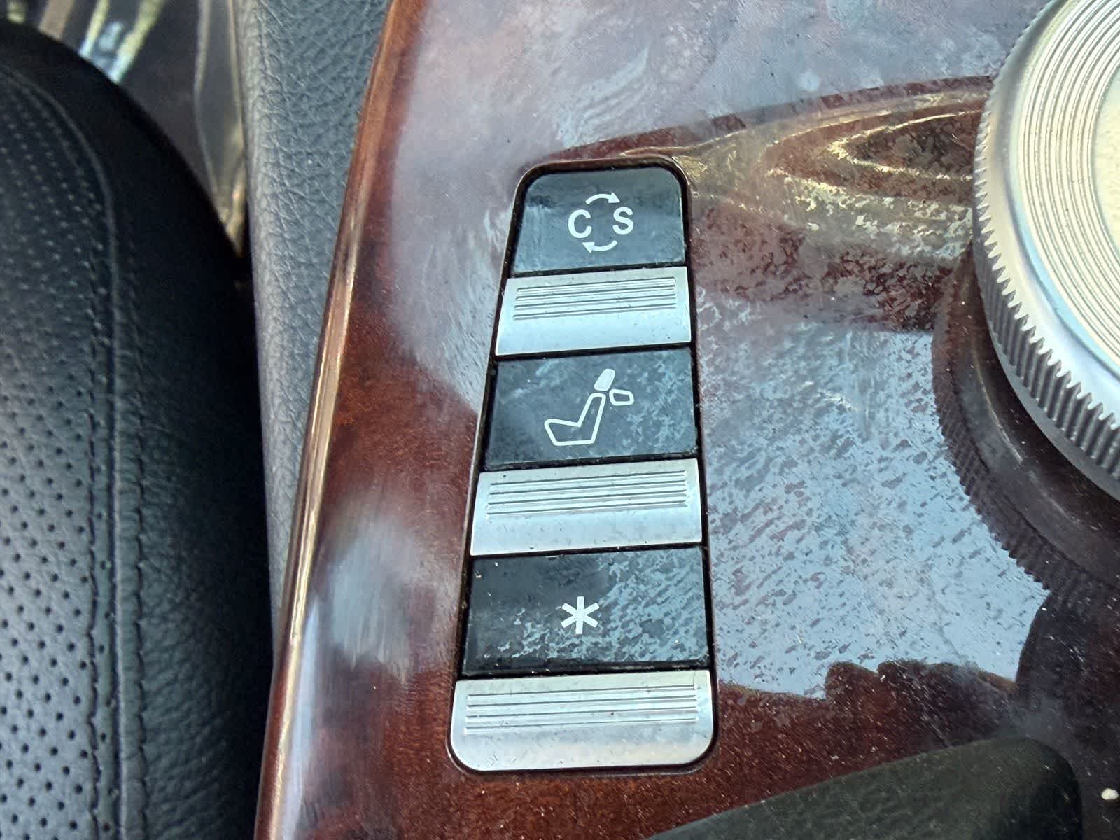 Thumbnail: 2007 Mercedes-Benz S-Class - 28