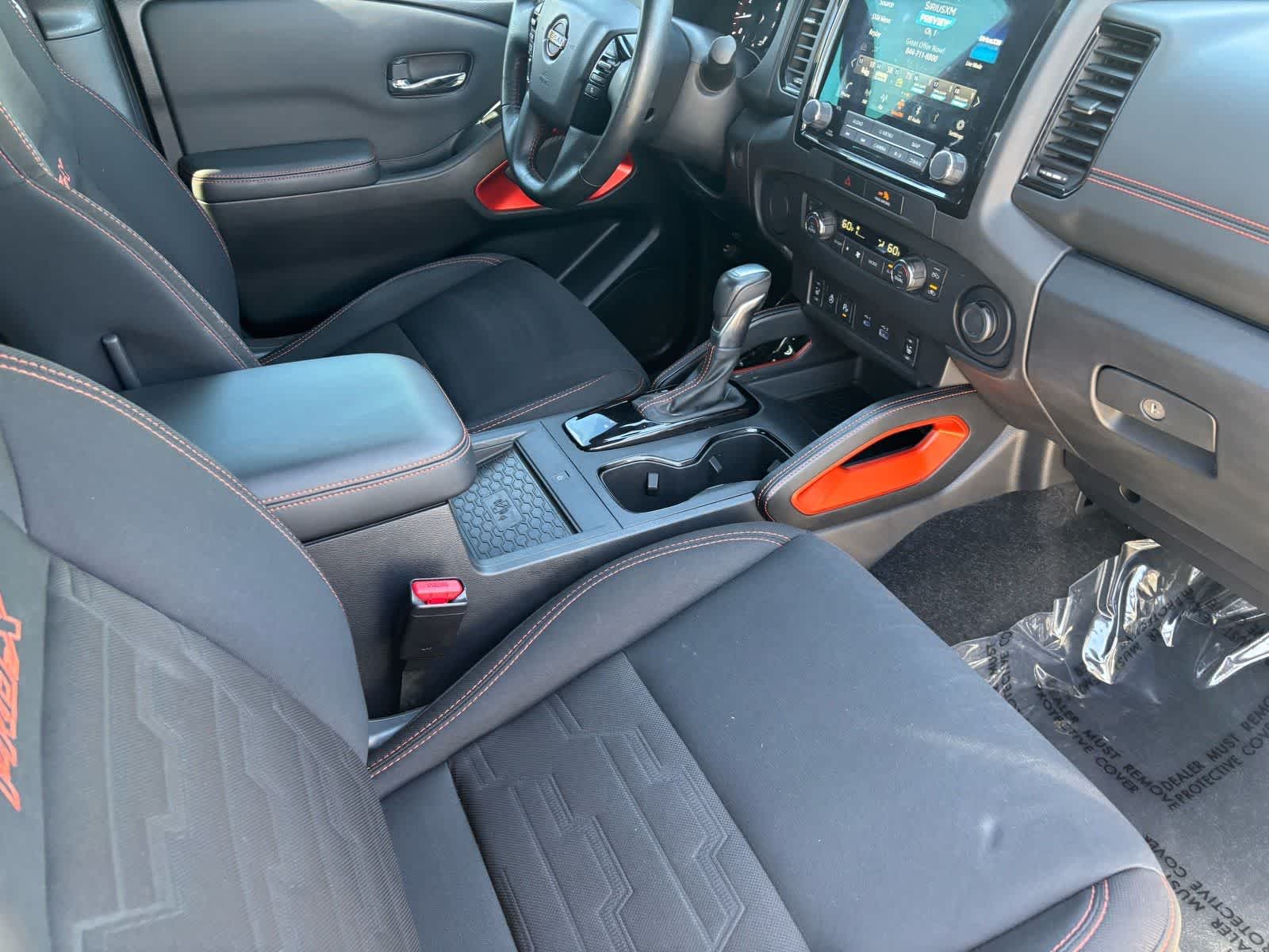 Thumbnail: 2022 Nissan Frontier - 11