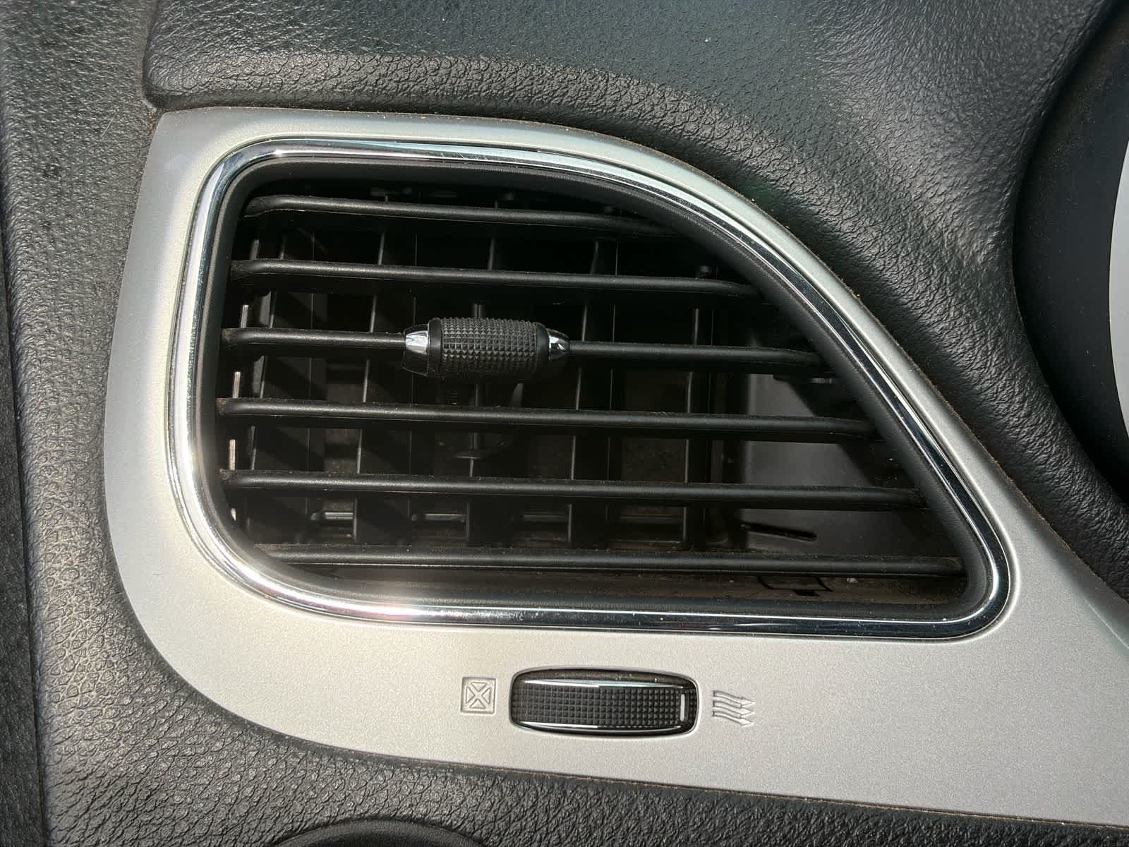 Thumbnail: 2019 Dodge Journey - 15