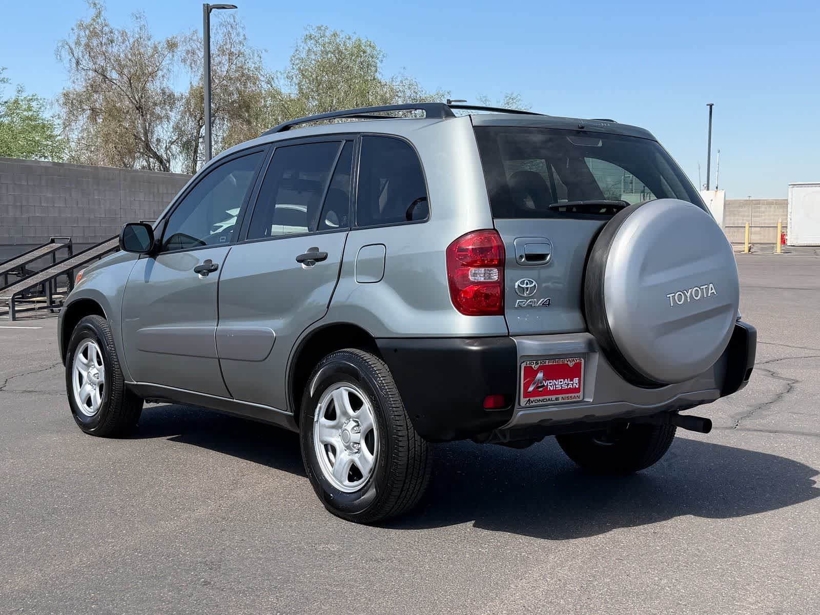 Thumbnail: 2004 Toyota RAV4 - 22
