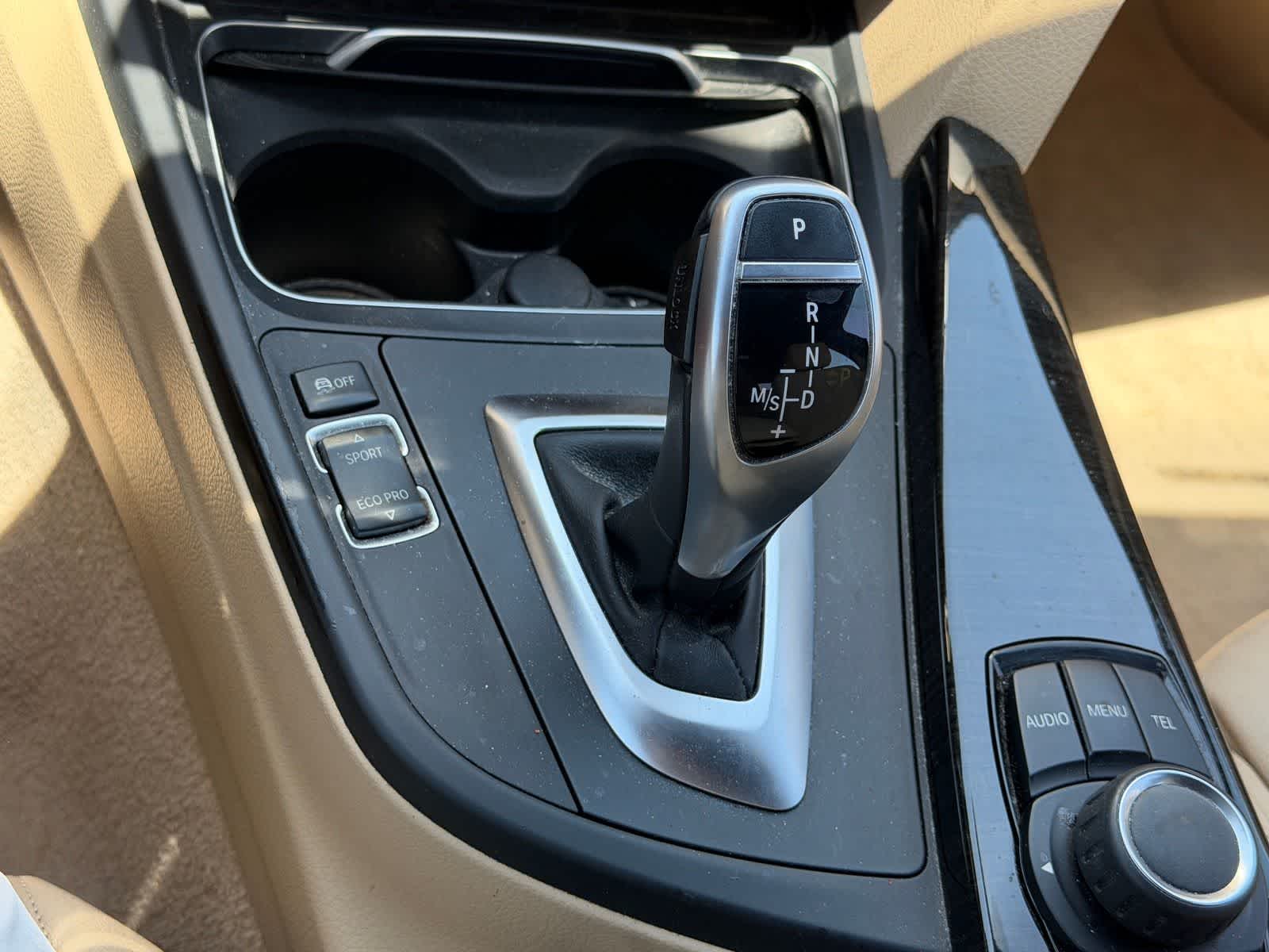 Thumbnail: 2016 BMW 3 Series - 15