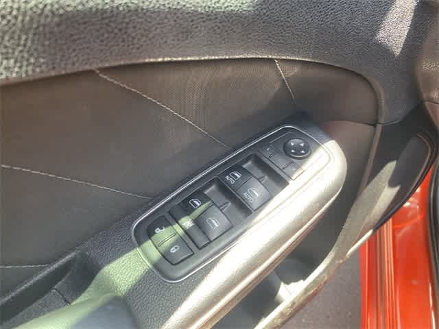 Thumbnail: 2019 Dodge Charger - 14