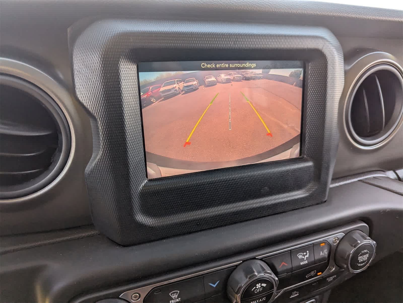 Thumbnail: 2023 Jeep Wrangler - 27