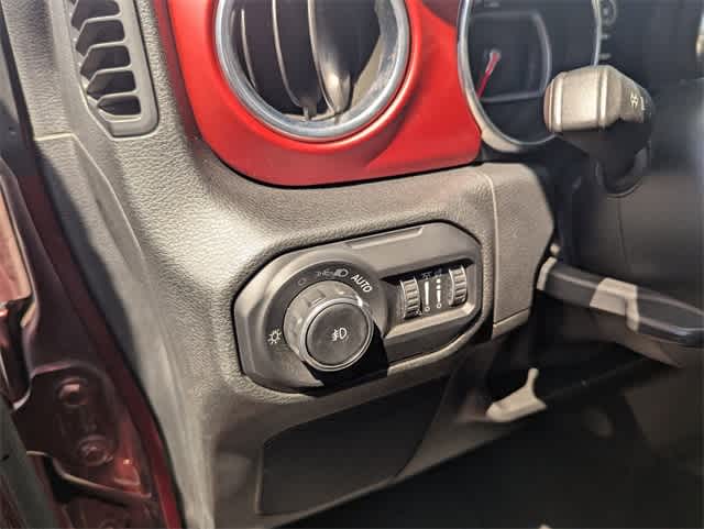 Thumbnail: 2021 Jeep Wrangler - 20