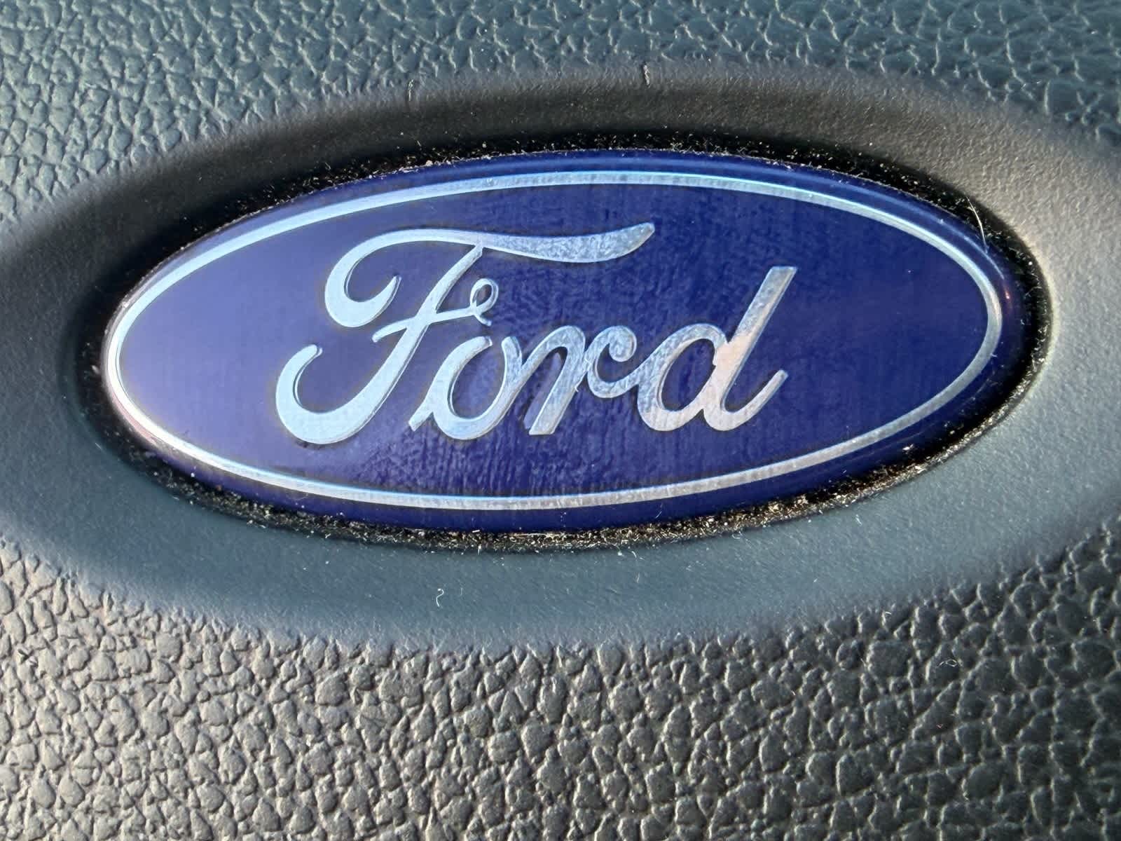 Thumbnail: 2019 Ford Explorer - 16