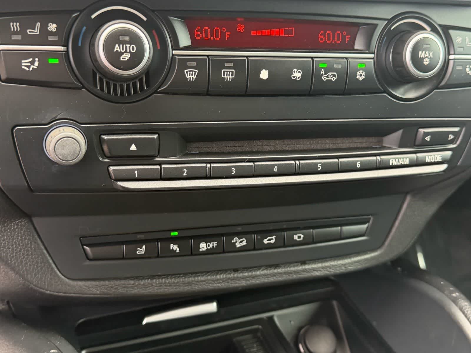 Thumbnail: 2014 BMW X6 - 26