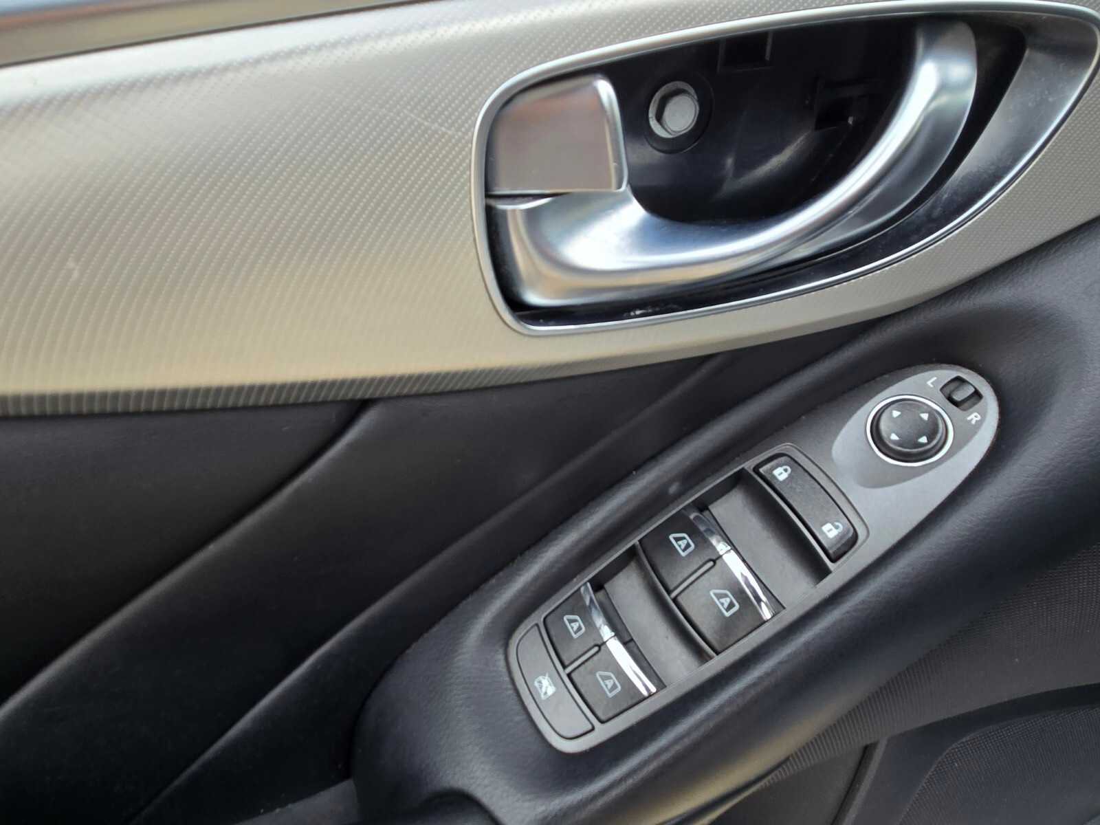 Thumbnail: 2020 INFINITI Q50 - 22