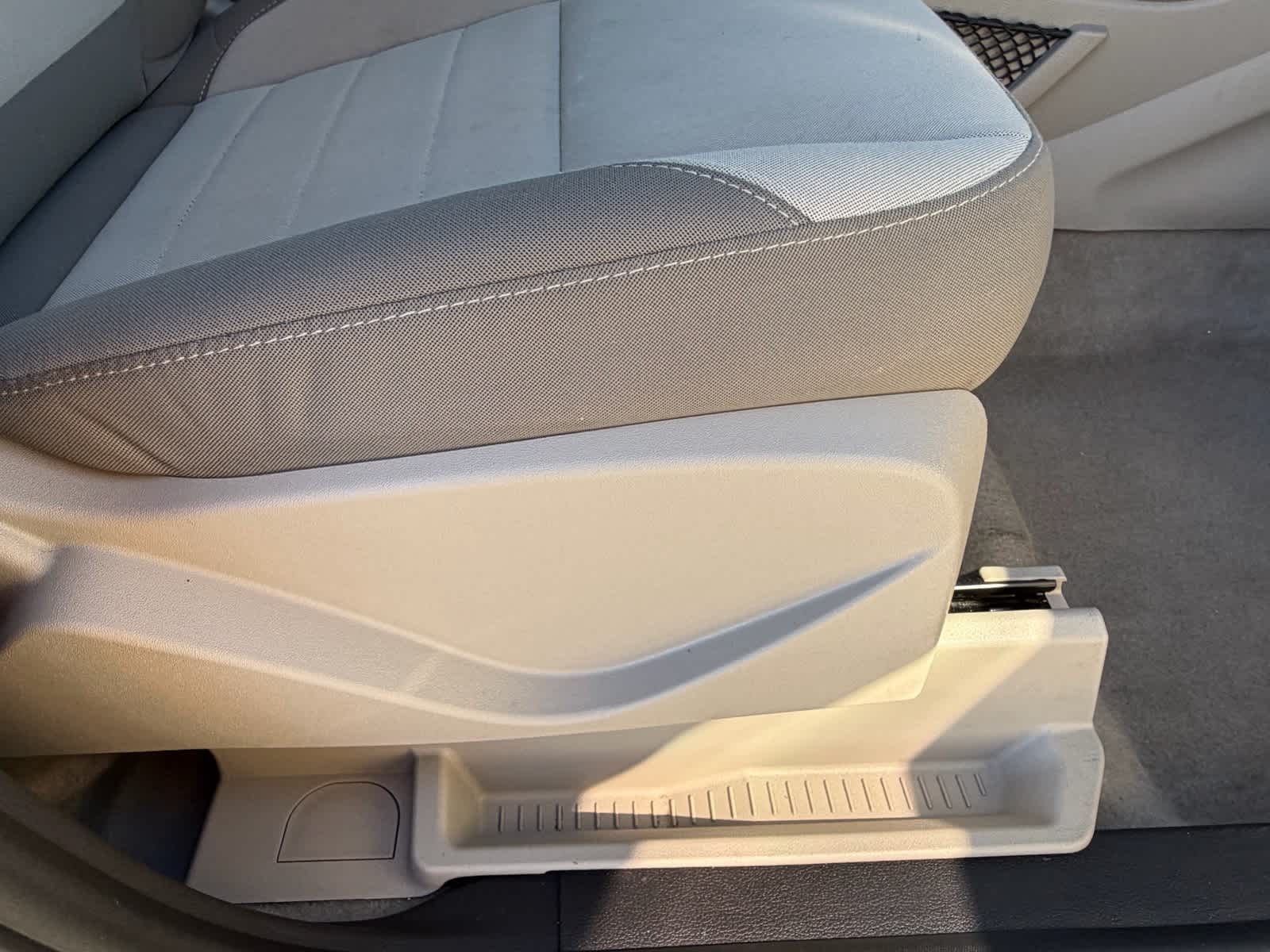 Thumbnail: 2014 Ford C-Max - 11