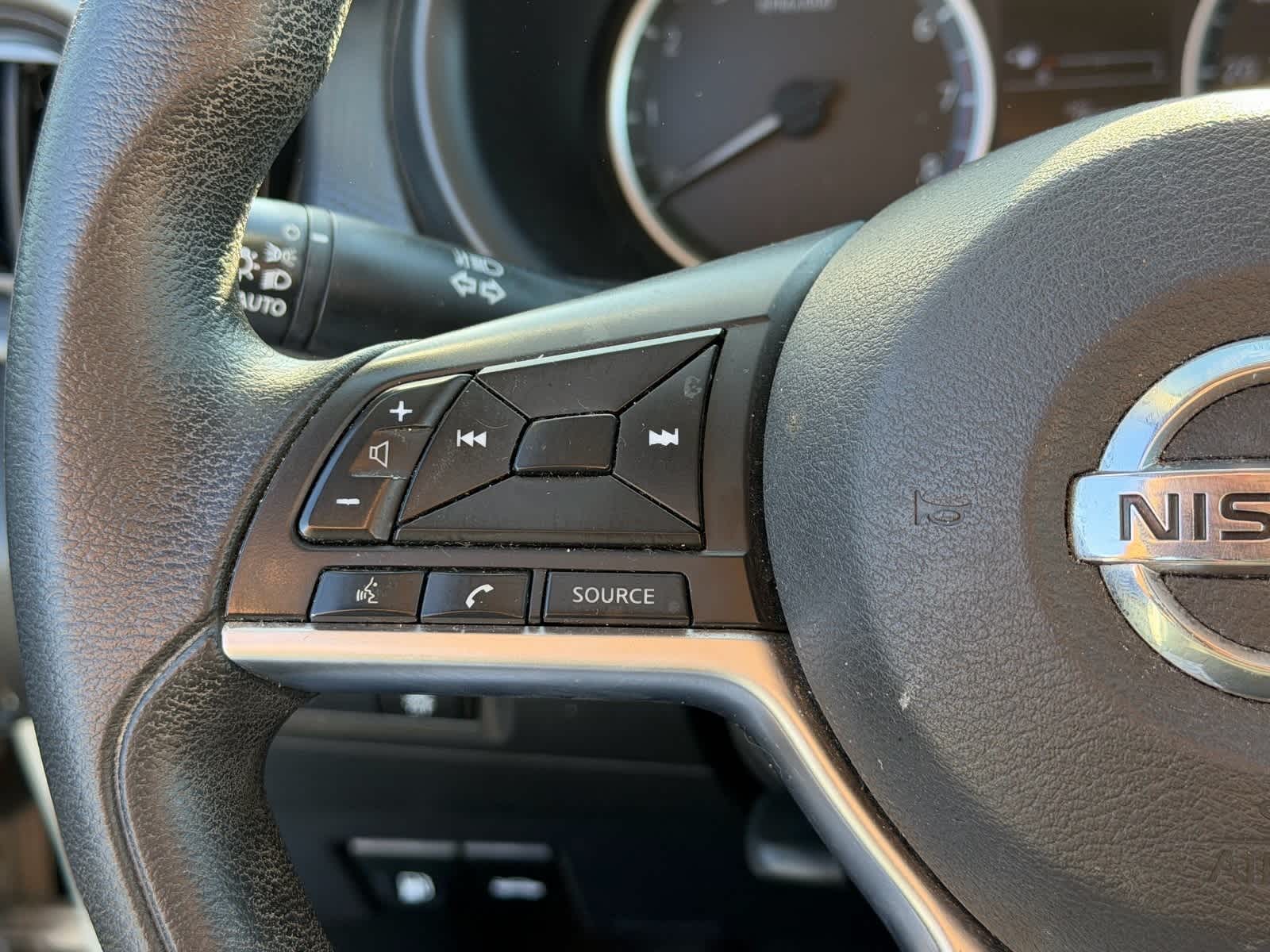 Thumbnail: 2021 Nissan Kicks - 10