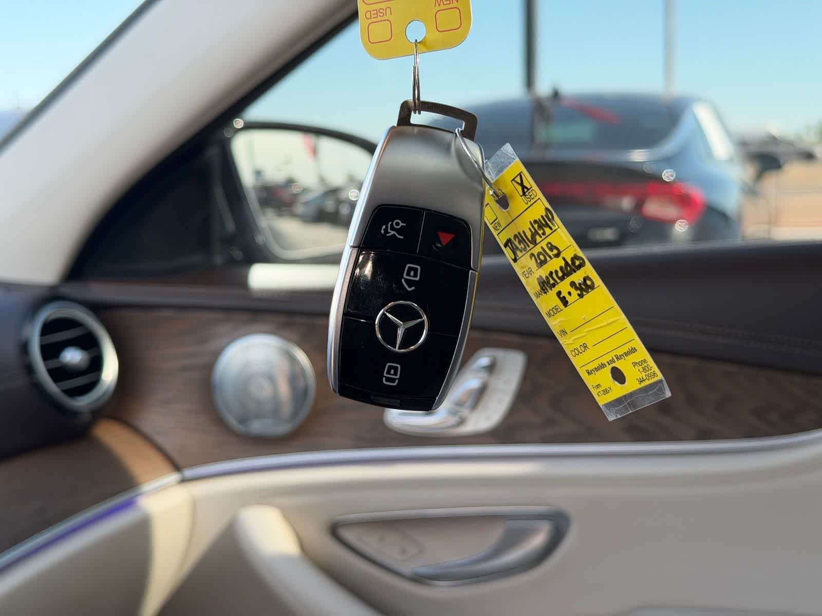 Thumbnail: 2018 Mercedes-Benz E-Class - 24