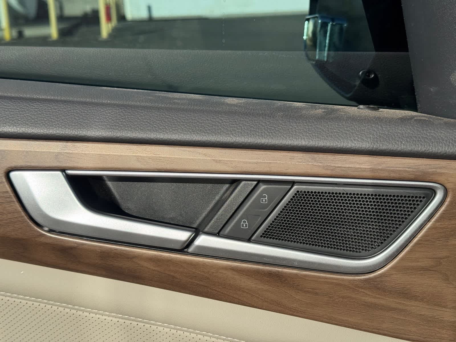 Thumbnail: 2024 Volkswagen Atlas - 11