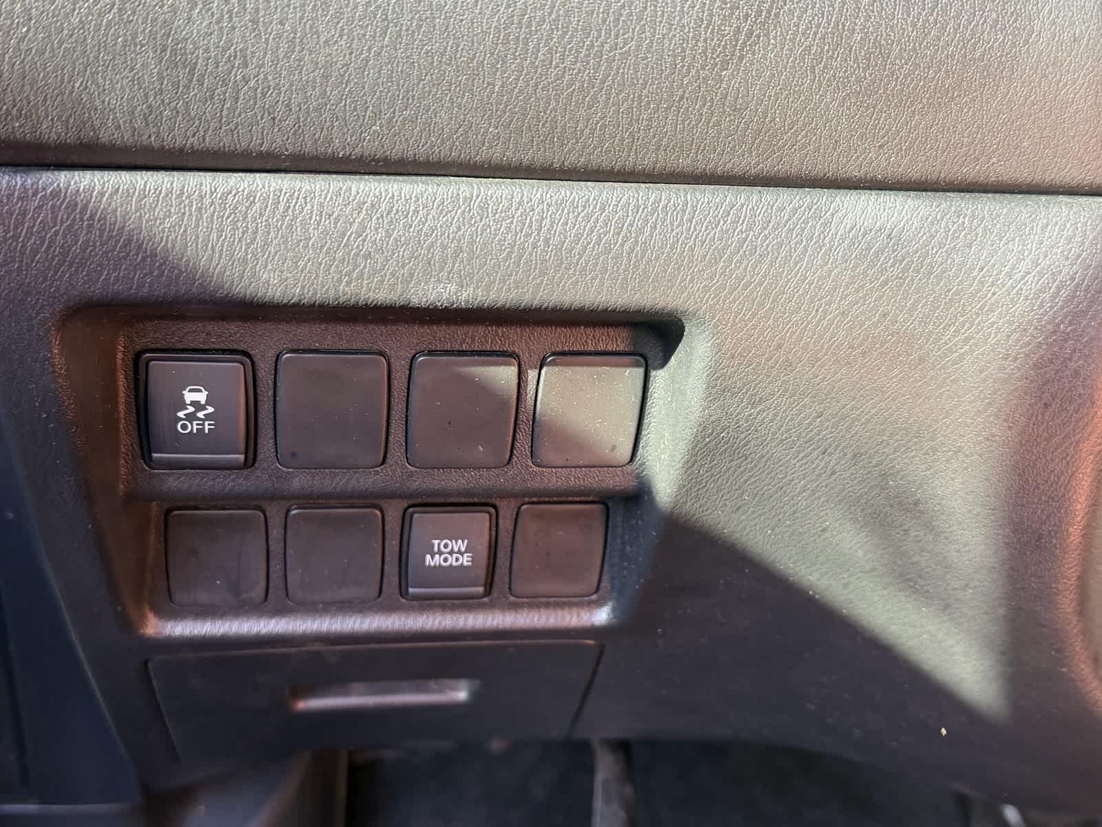 Thumbnail: 2020 Nissan Pathfinder - 13