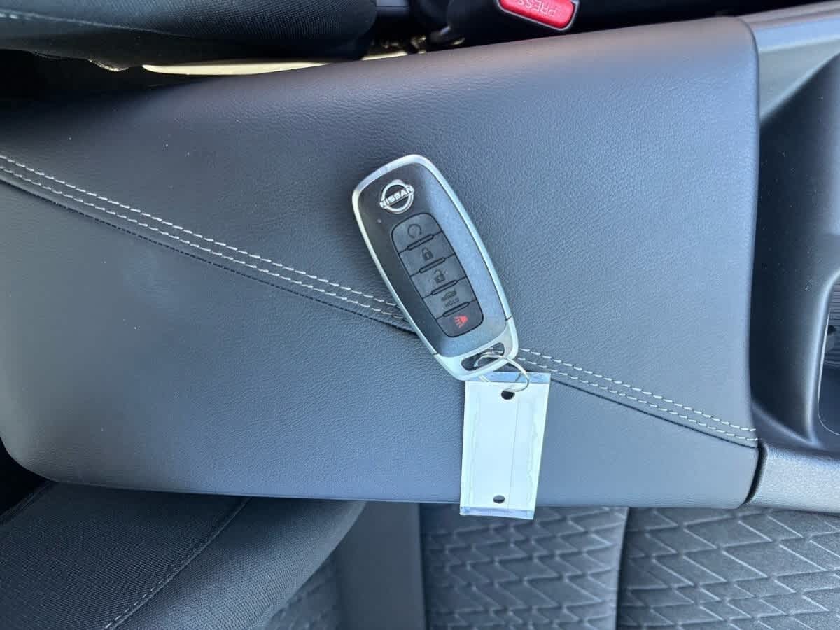 Thumbnail: 2026 Nissan Sentra - 25