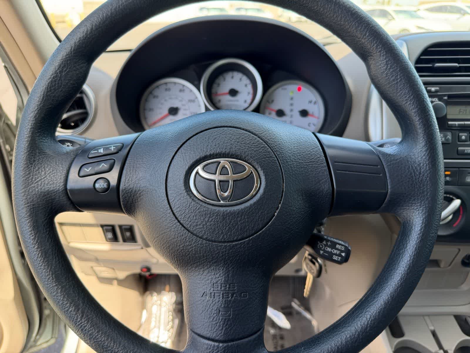 Thumbnail: 2004 Toyota RAV4 - 36