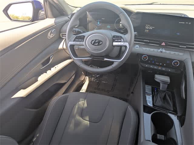 Thumbnail: 2023 Hyundai Elantra - 15