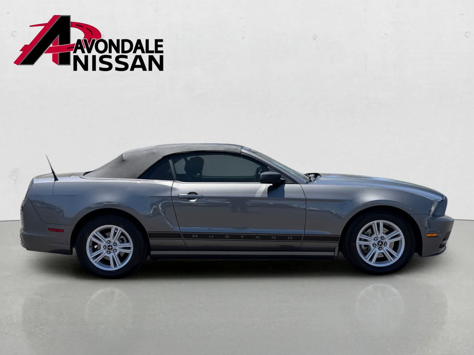 Thumbnail: 2013 Ford Mustang - 6