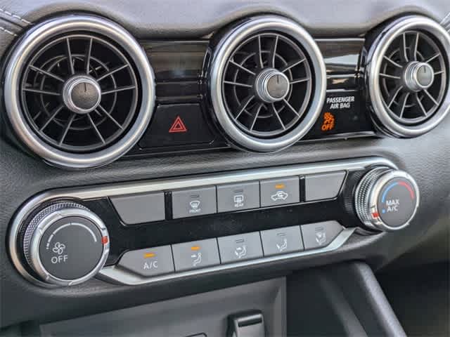 2025 Nissan Sentra SV 18