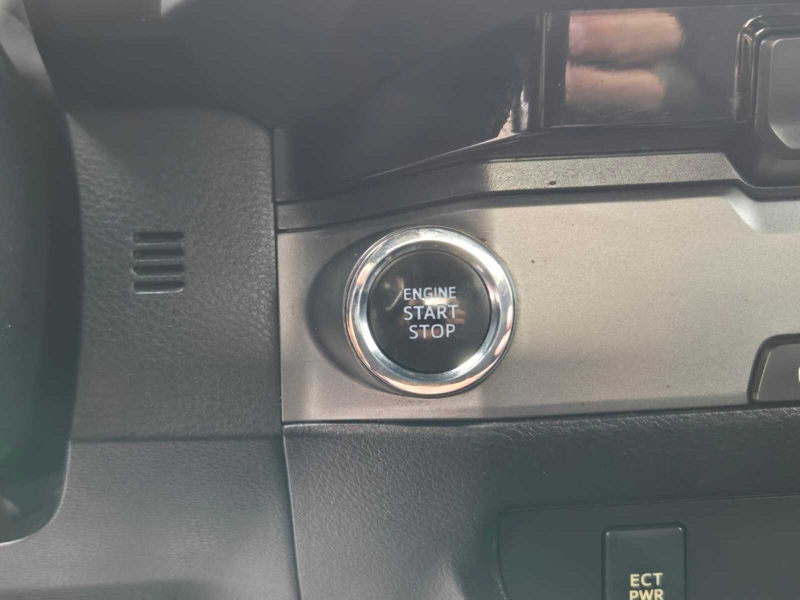 Thumbnail: 2017 Toyota Tacoma - 29