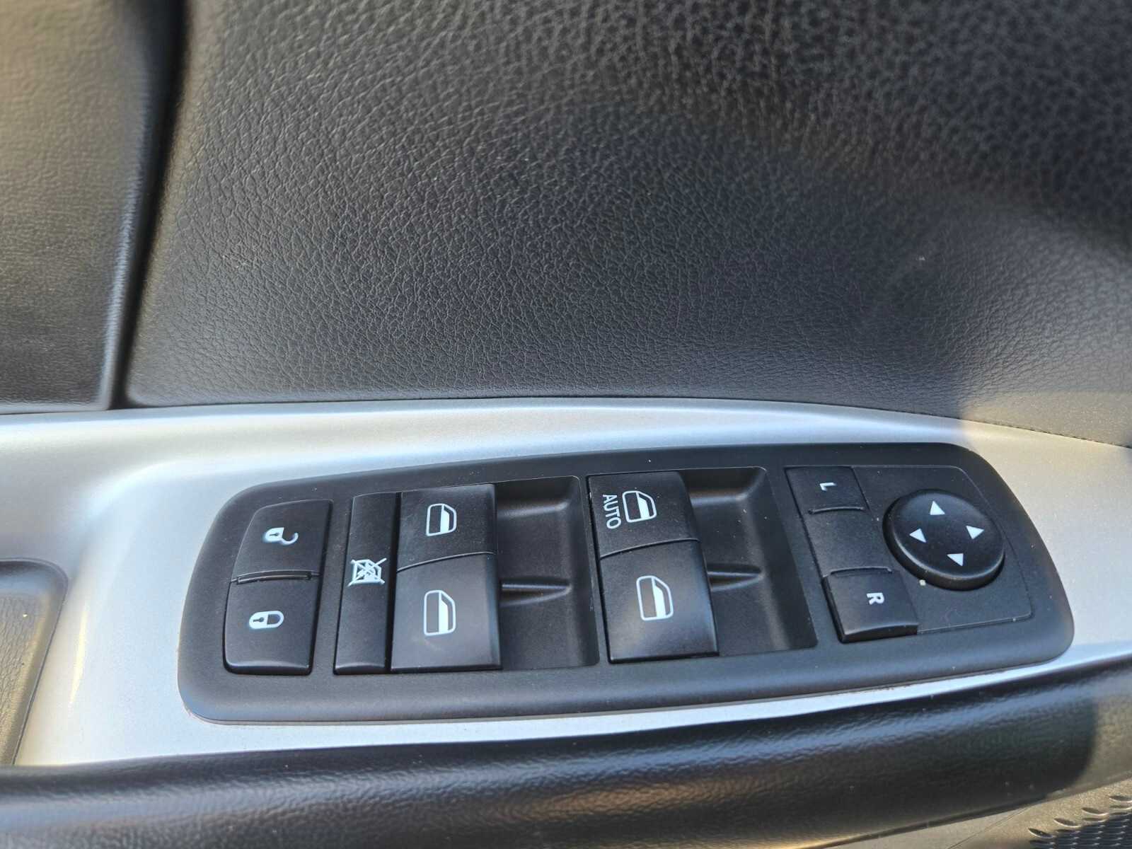 Thumbnail: 2020 Dodge Journey - 17