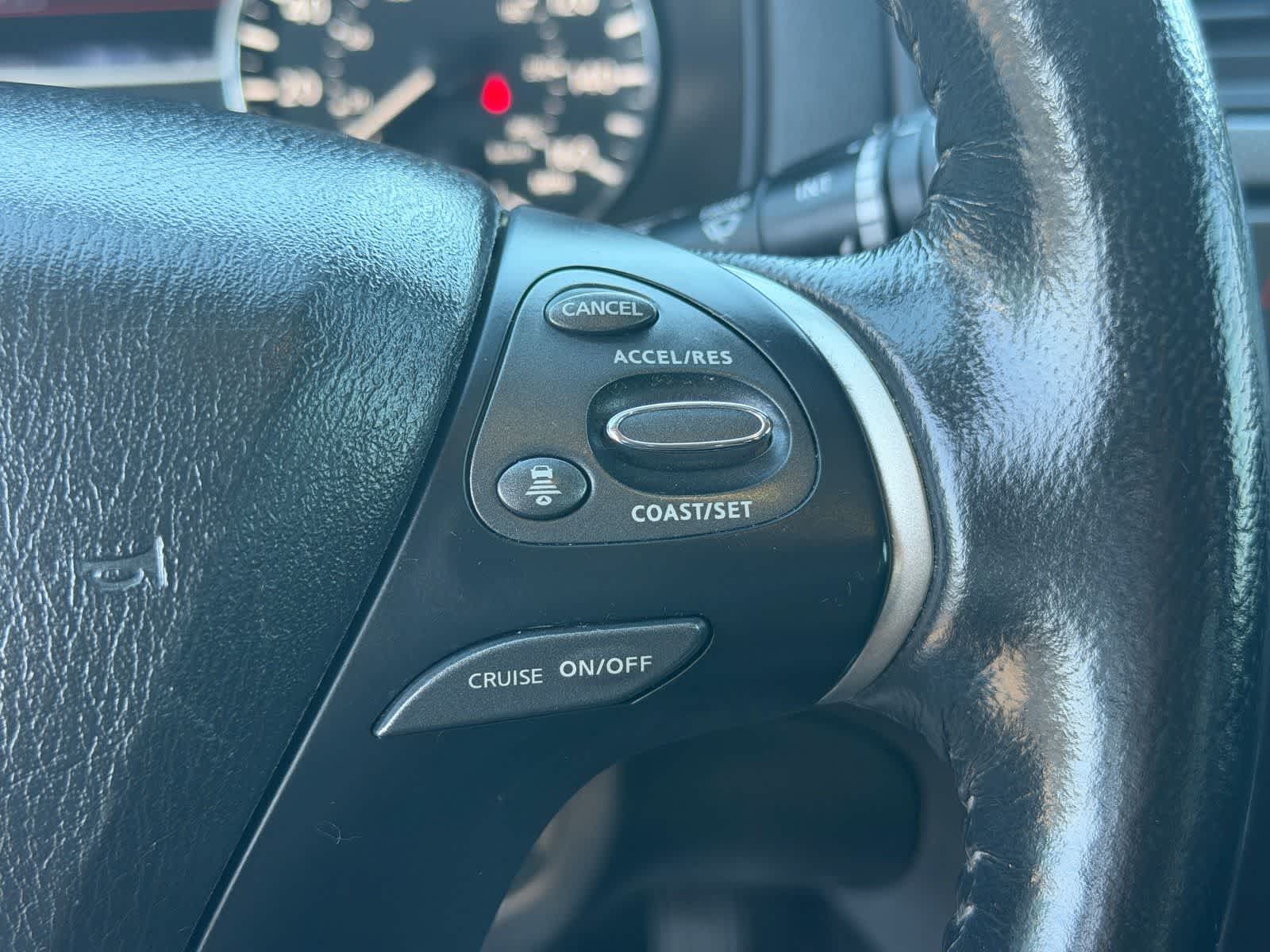 Thumbnail: 2020 Nissan Pathfinder - 21