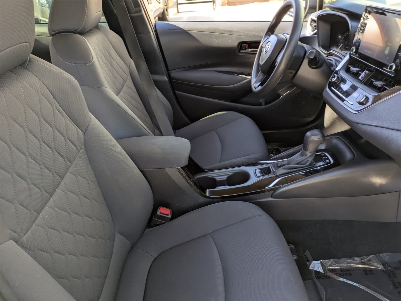 Thumbnail: 2022 Toyota Corolla - 11