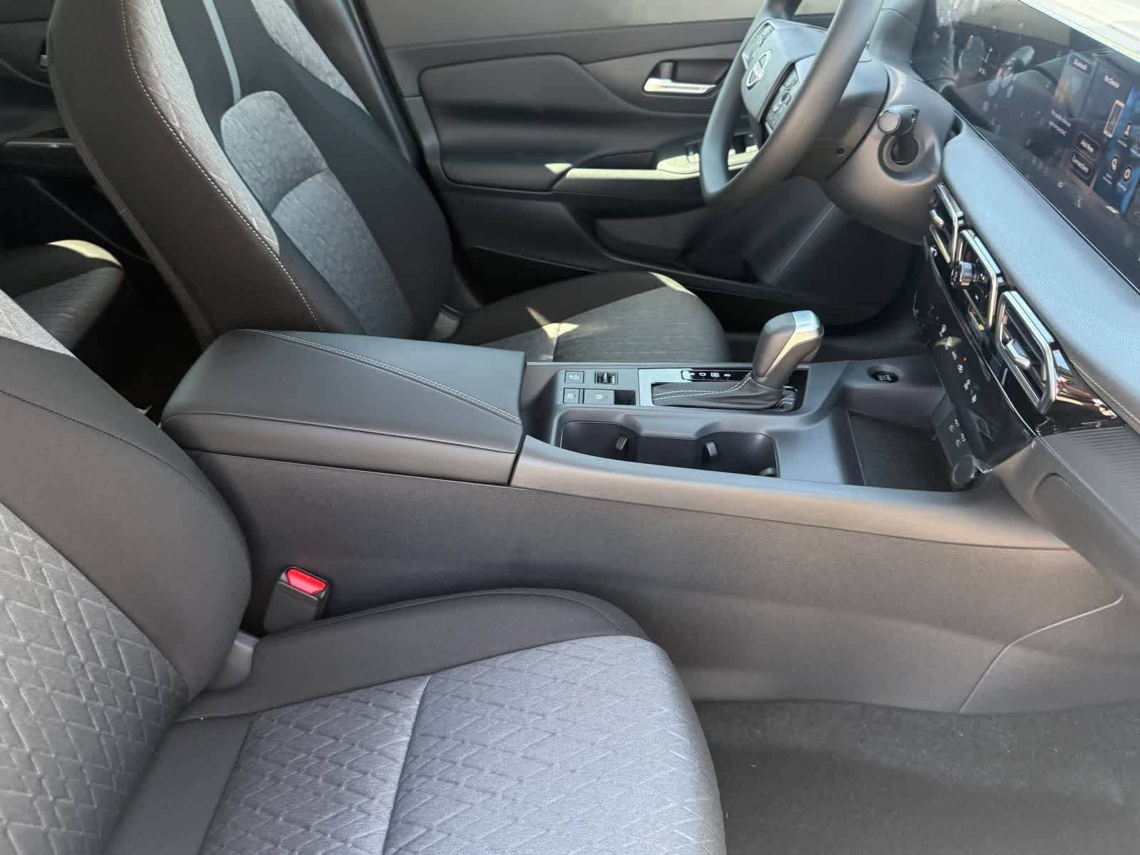 Thumbnail: 2026 Nissan Sentra - 10