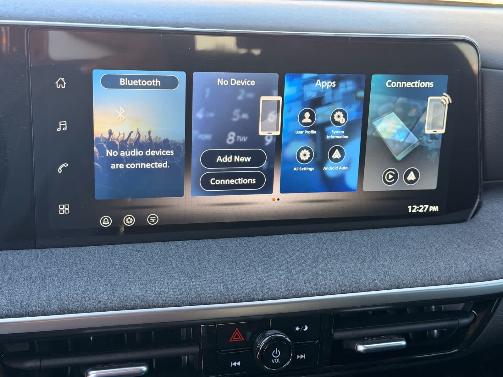 Thumbnail: 2026 Nissan Kicks - 13