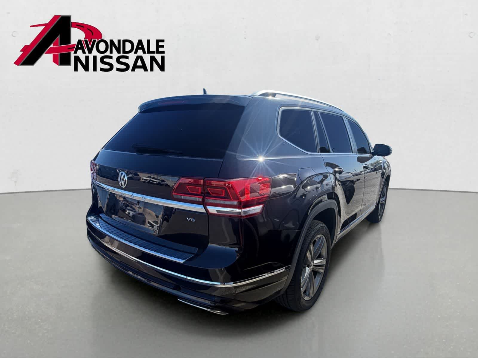 Thumbnail: 2018 Volkswagen Atlas - 3