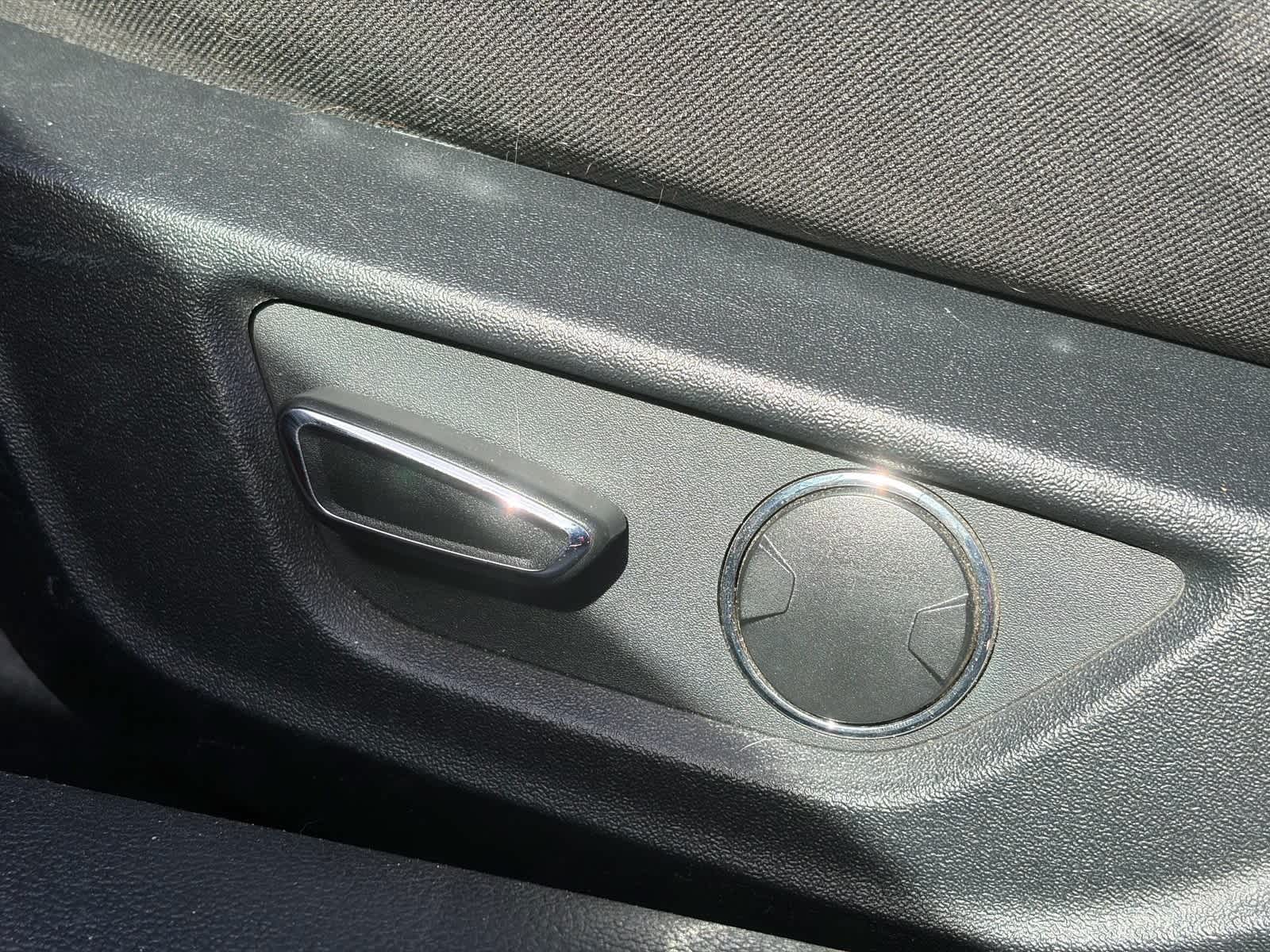 Thumbnail: 2015 Ford Mustang - 6