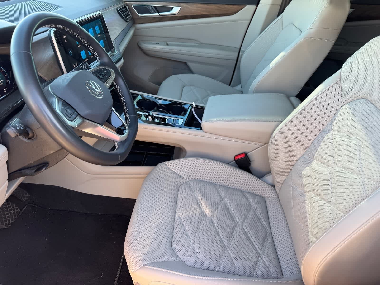 Thumbnail: 2024 Volkswagen Atlas - 9