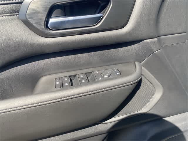 Thumbnail: 2025 Nissan Armada - 19