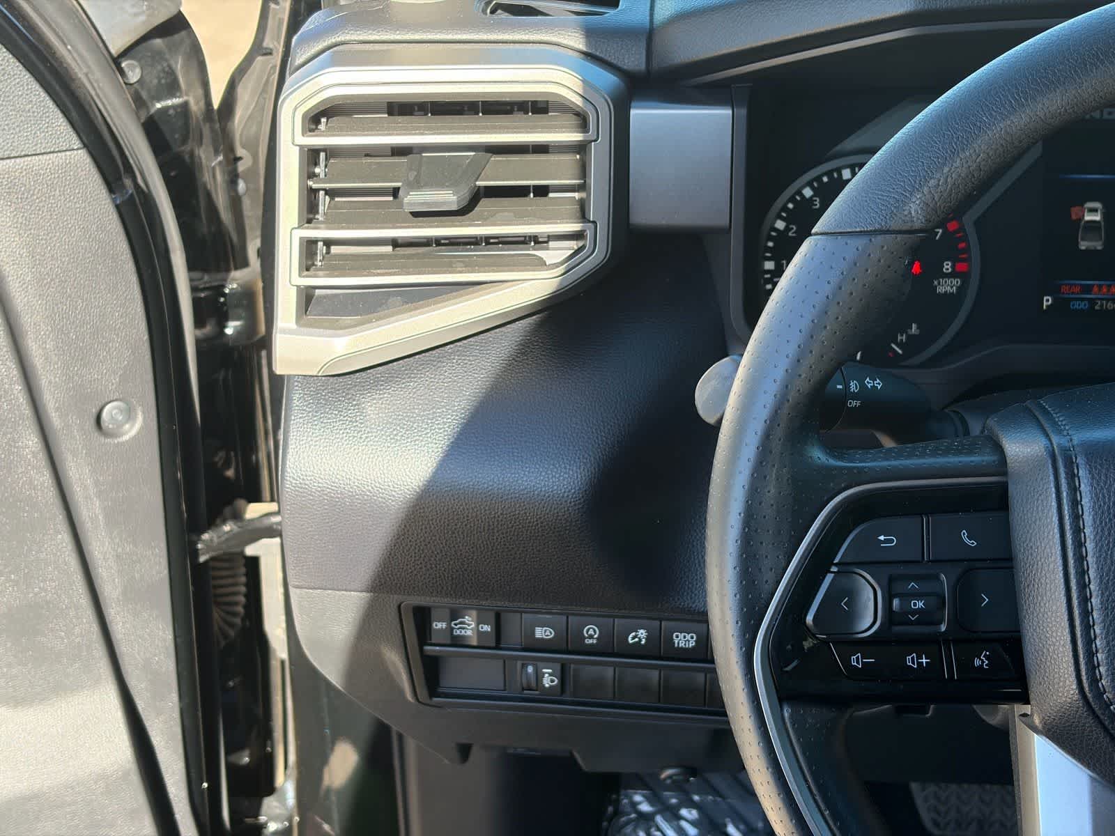 Thumbnail: 2023 Toyota Tundra - 14