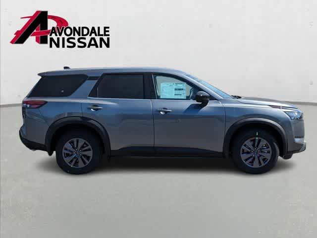 Thumbnail: 2024 Nissan Pathfinder - 8