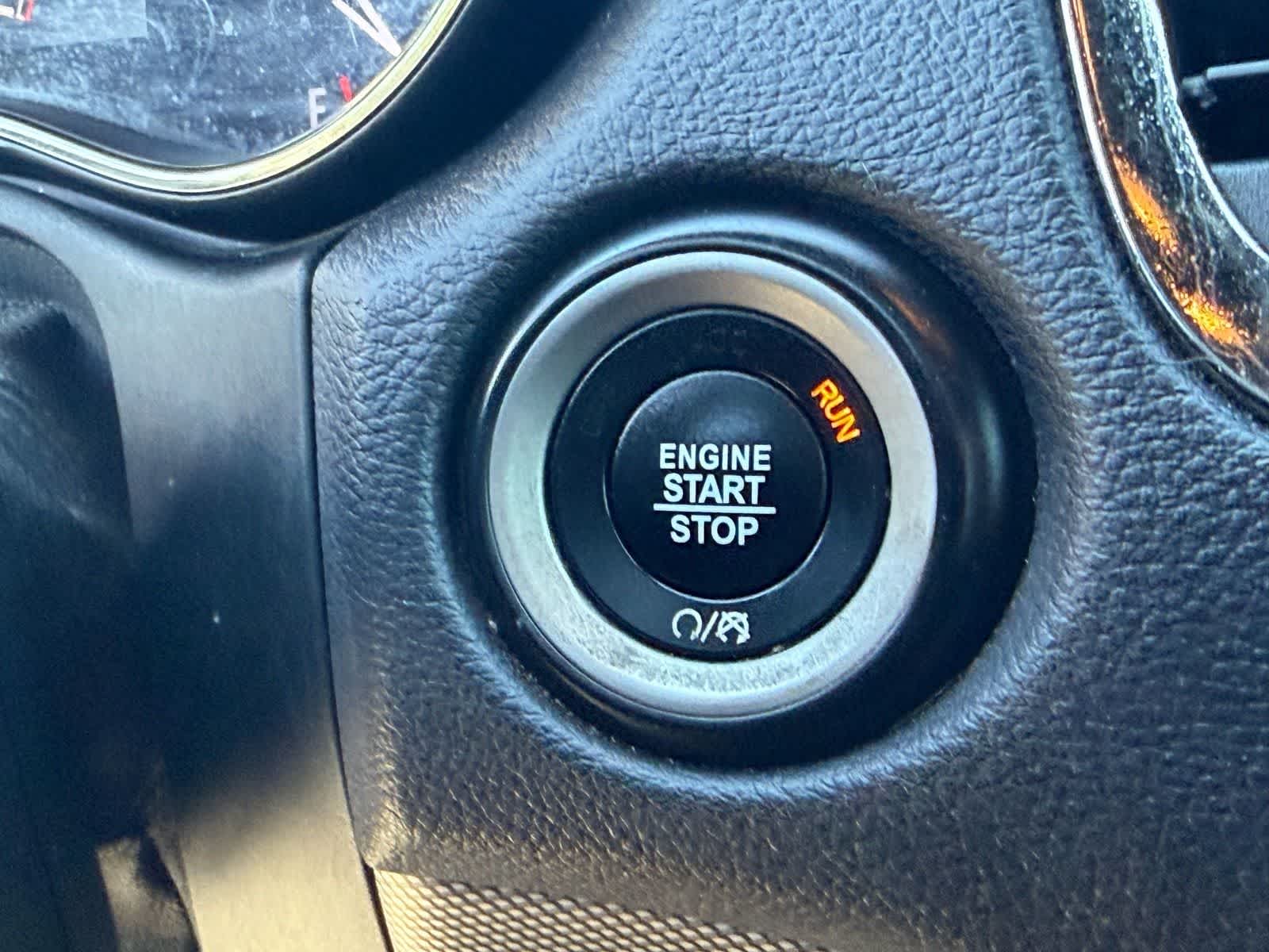 Thumbnail: 2019 Dodge Durango - 28