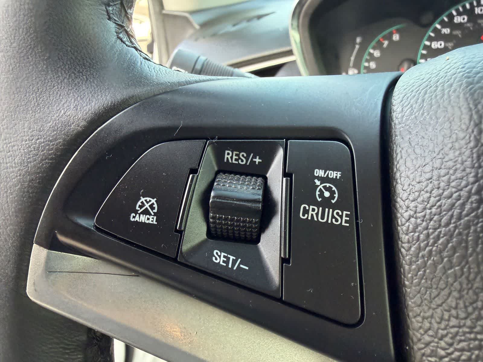 Thumbnail: 2021 Chevrolet Trax - 17