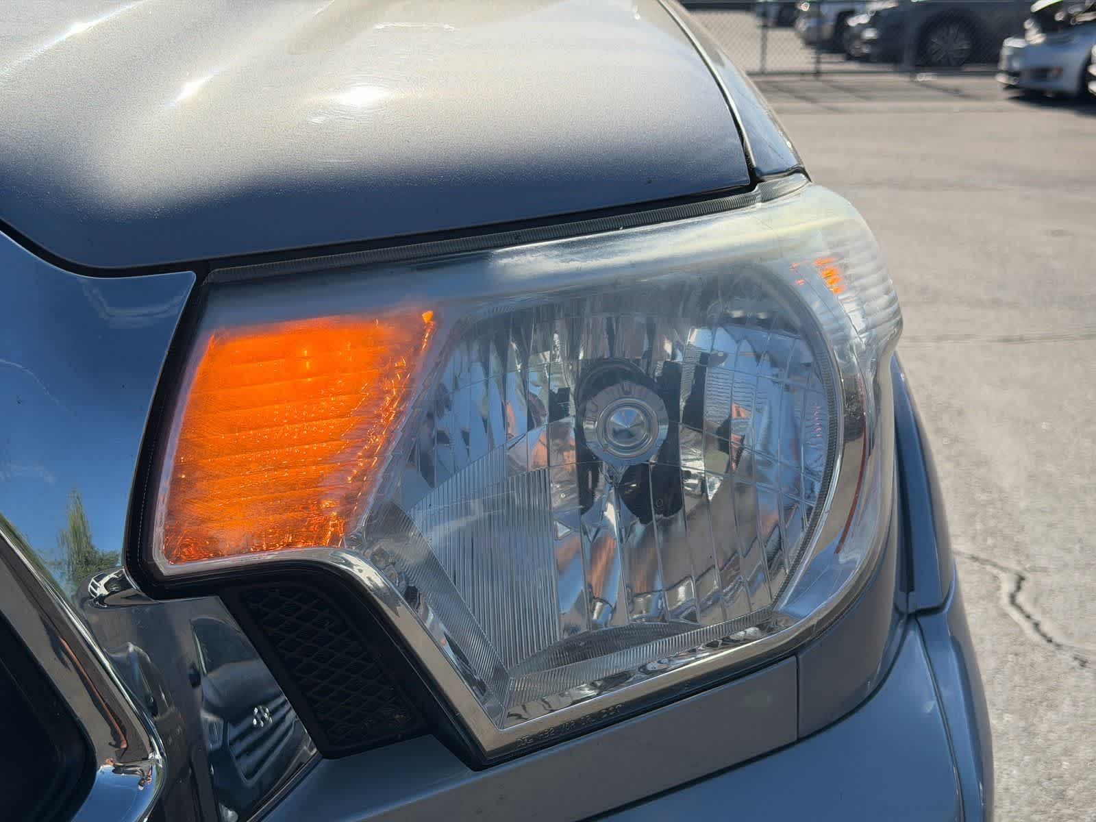 Thumbnail: 2015 Toyota Tacoma - 29