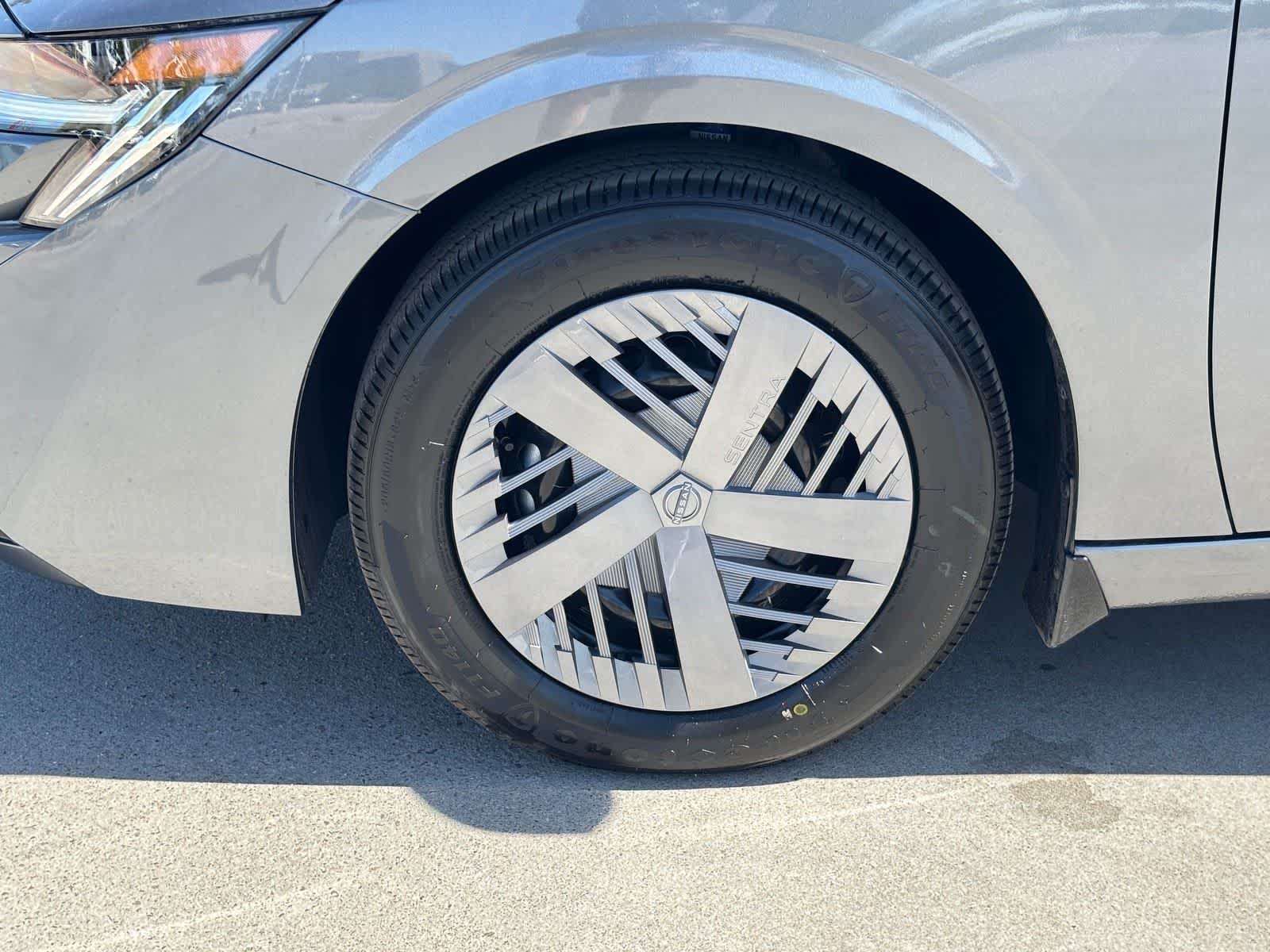 Thumbnail: 2026 Nissan Sentra - 9