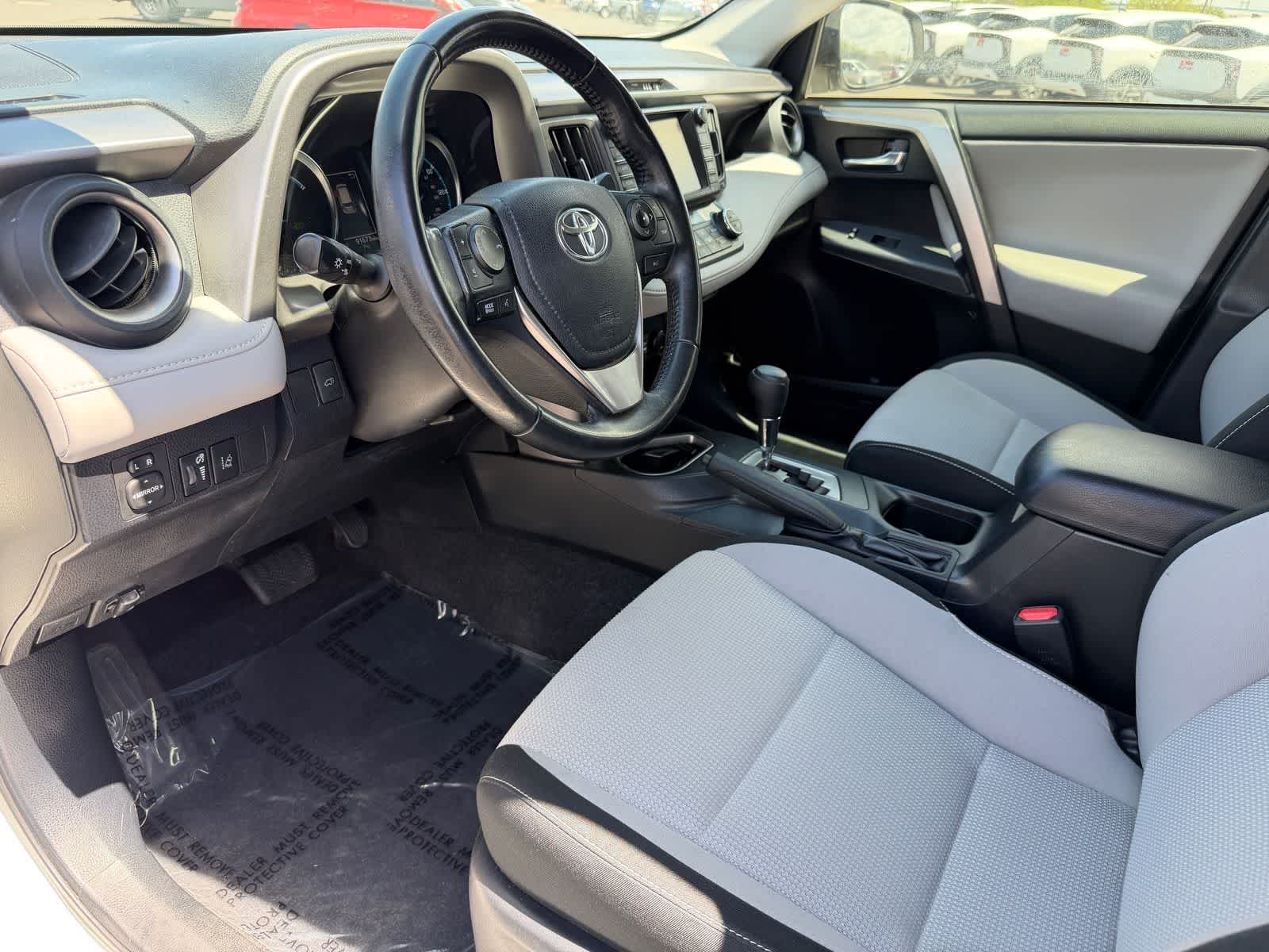 Thumbnail: 2018 Toyota RAV4 - 2
