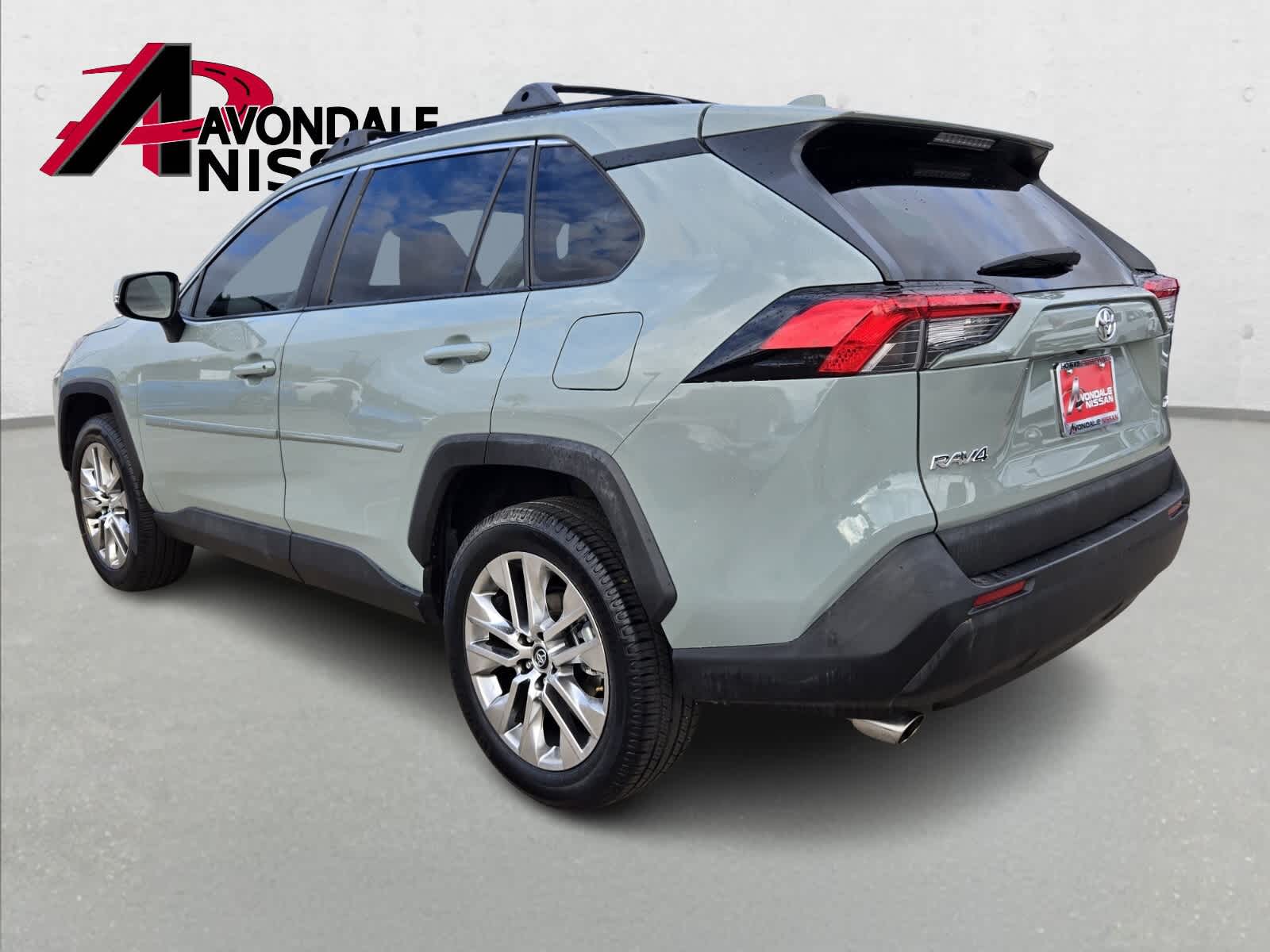 Thumbnail: 2020 Toyota RAV4 - 4