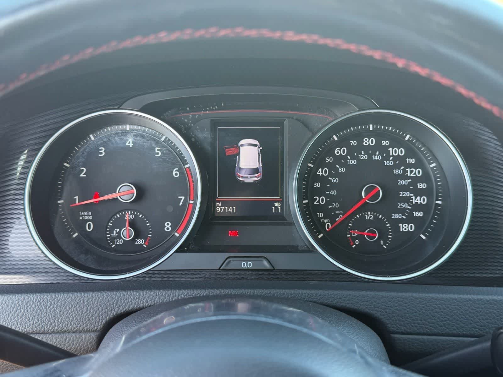 Thumbnail: 2017 Volkswagen Golf - 35