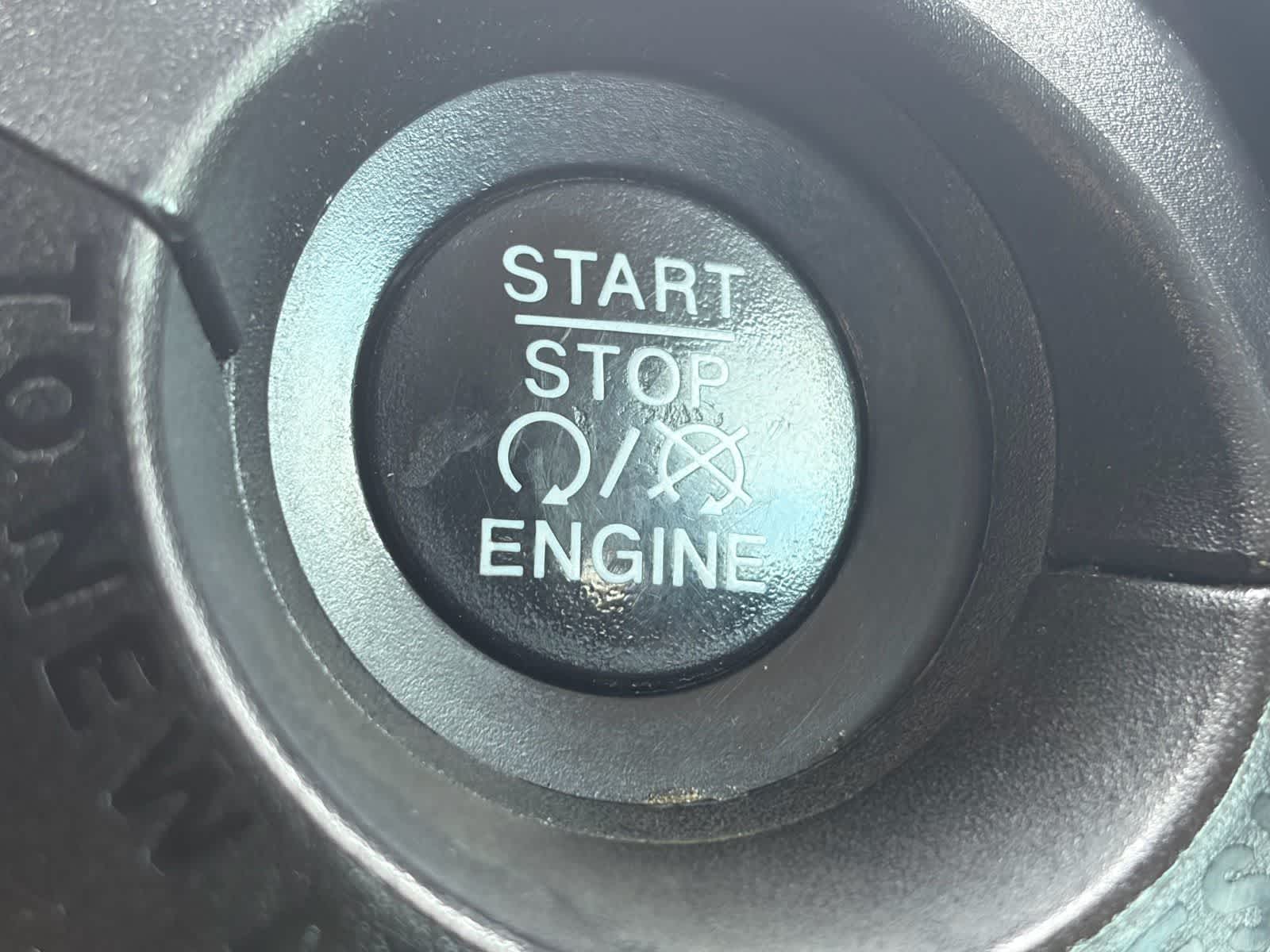 Thumbnail: 2019 Jeep Renegade - 25