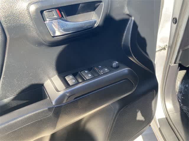 2021 Toyota Tacoma TRD Off-Road 24