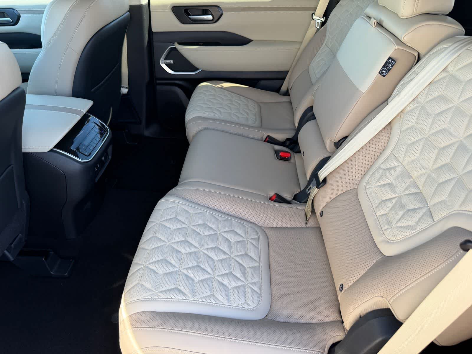 Thumbnail: 2026 Nissan Armada - 10