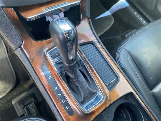 Thumbnail: 2015 Lincoln MKS - 17
