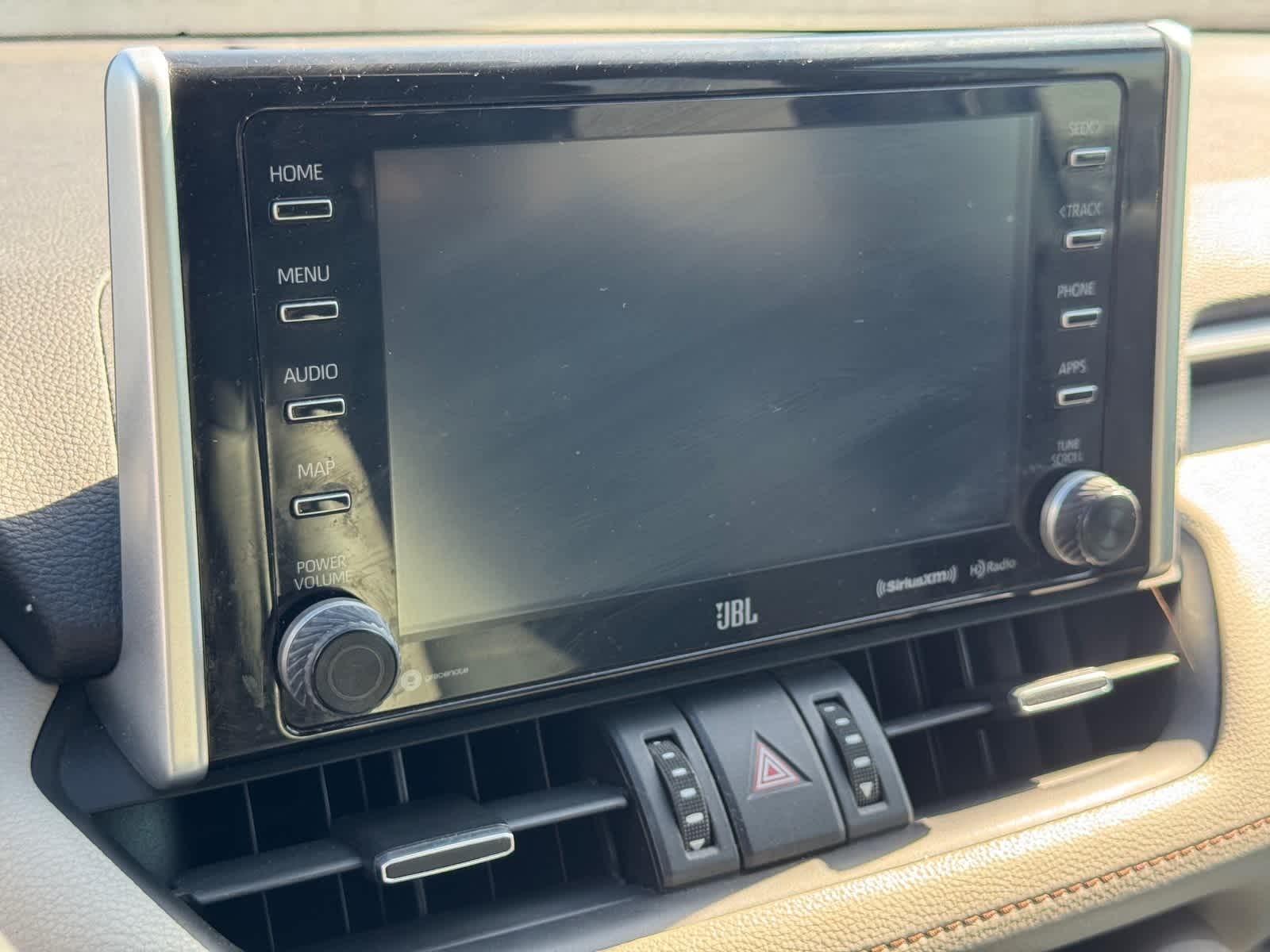 Thumbnail: 2020 Toyota RAV4 - 17